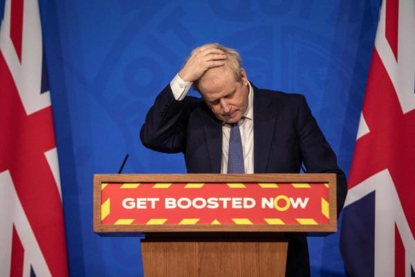 Former UK leader Boris Johnson apologizes to COVID-19 victims families