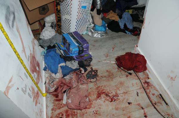 A photo from the scene of Obumseli’s fatal stabbing.