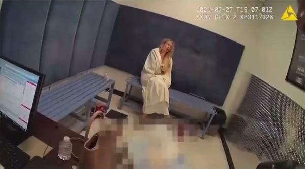 Her defense has pointed out that she had asked for a restraining order against her beau days before the fatal fight.