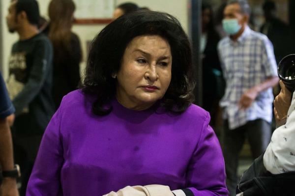 Rosmah applies for temporary release of passport to travel to Singapore to visit daughter