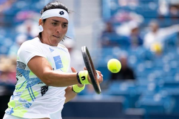 Azarenka upsets Krejcikova, Jabeur overcomes Kalinina in Cincinnati