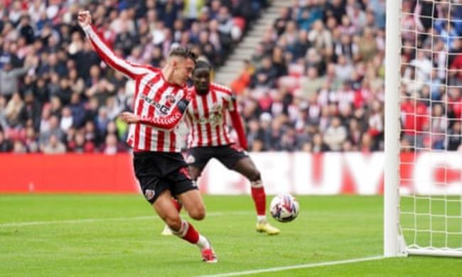 Chris Rigg backheels home from a tight angle to give Sunderland the lead against local rivals Middlesbrough.