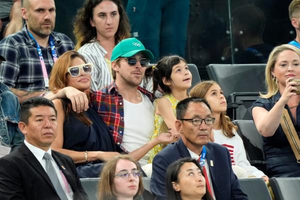 Eva Mendes, Ryan Gosling and their daughters at the Paris 2024 Olympics