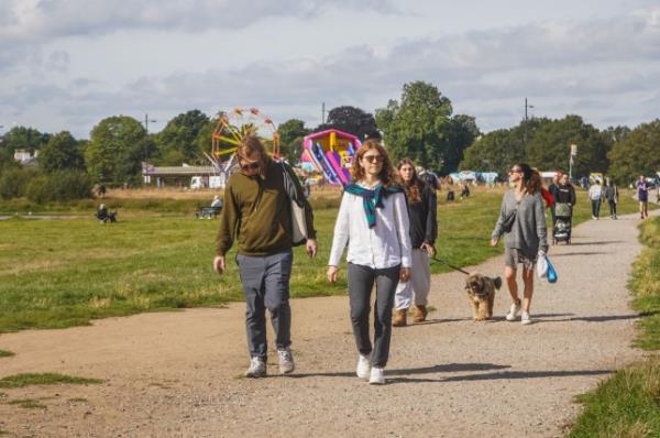 Mandatory Credit: Photo by Amer Ghazzal/Shutterstock (14720647o) People out enjoying the warm autumn sunshine on Wimbledon Common, south west London as weather forecasters predict temperatures to reach 21Celsius this weekend Seasonal Weather, Wimbledon Common, London, United Kingdom - 15 Sep 2024