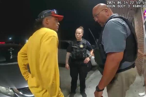 在前往马里兰州之前,这名边境“逃犯”在加利福尼亚州的家中强奸了一名母亲和她9岁的女儿。