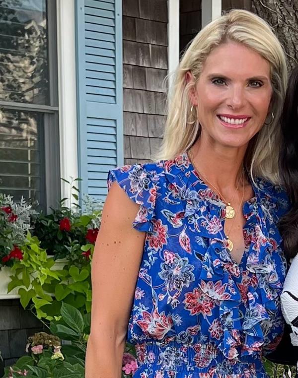 Ardith Lindsey, equities trader, smiling at the camera