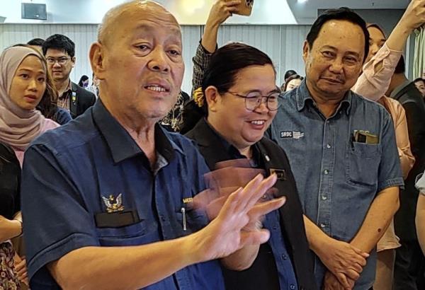 沙捞越教育部长表示，只要不强迫非穆斯林参与，'伊玛目纳瓦维的40部圣训'课程没有问题