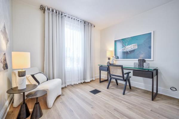 meghan markle toronto home suits