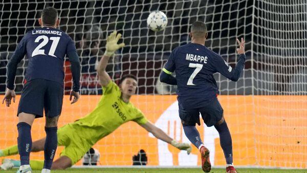Alan Shearer blasts 'disgusting' penalty as Newcastle denied in Paris