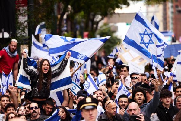 Pro-Israel supporters attend a rally near the Consilate General of Israel on Monday Oct. 9 in NYC.