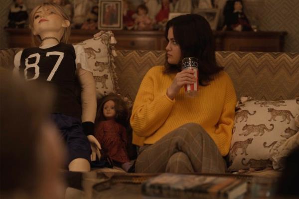 Selena Gomez makes a quick Taylor Swift reference in the recent episode of "only Murders in the Building."