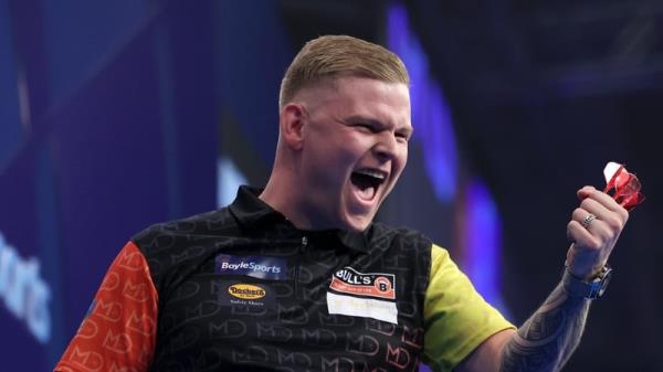 Mike De Decker reacts after winning his quarter-final