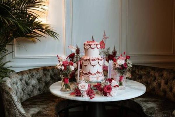 The wedding cake by Ms Cupcake, Cork.