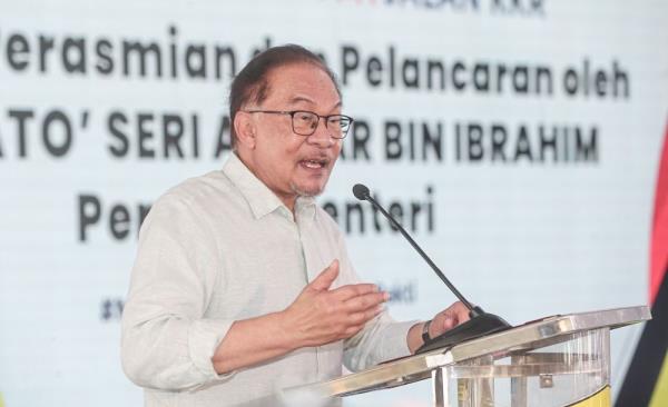 PM Anwar says didn’t offer Elon Musk anything special to invest in Malaysia, suggests govt stability the draw