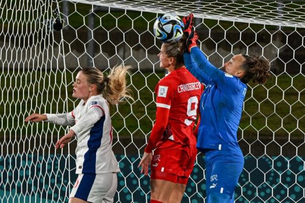 Switzerland frustrate Hegerberg-less Norway in 0-0 draw