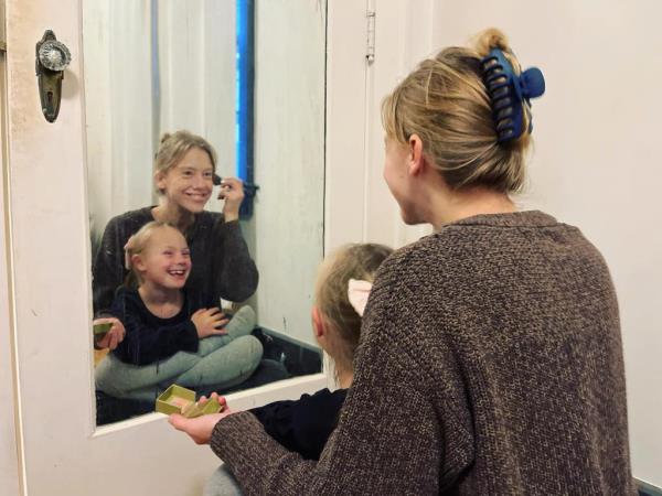 Rory Feek's daughters Heidi Feek, Hopie Feek and Indiana Feek