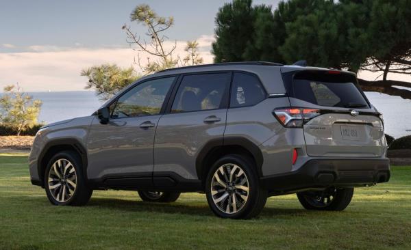 2025 subaru forester