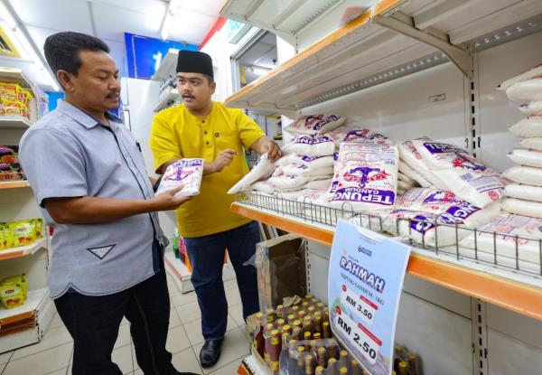 Enterprising Malaysian youth becomes Domestic Trade Ministry’s strategic partner to dish out Rahmah Sales