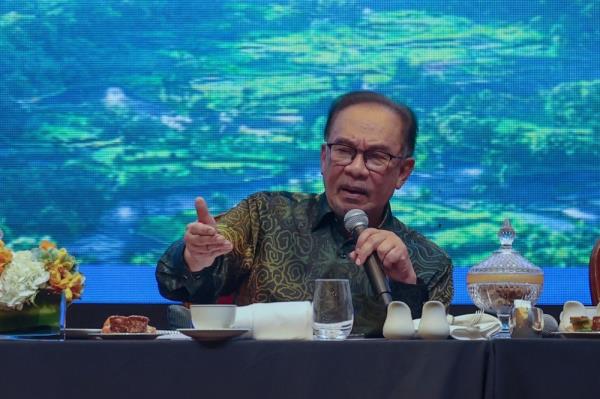 Malaysia to prioritise foreign investments in AI and data tech, says PM Anwar