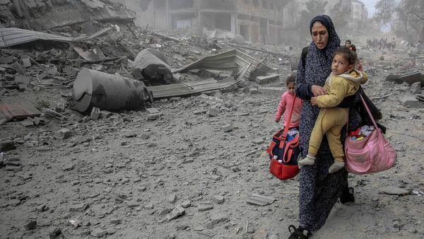 Israel accused of using starvation as 'weapon of war' in Gaza