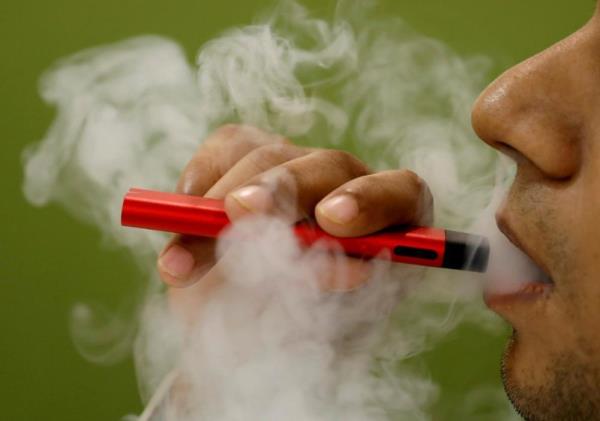 Health Ministry to enforce smoking law on Oct 1, vaping rules included