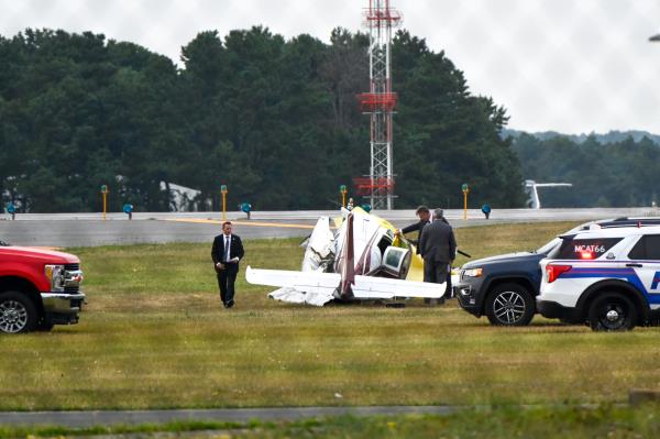 Plane wreck at MacArthur Airport