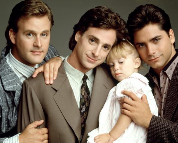 Dave Coulier with the Olsen twins in "Full House"