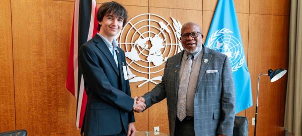 General Assembly President Dennis Francis (right) and New York City school student Erik Ponomarev. General Assembly President Dennis Francis (right) and New York City school student Erik Ponomarev.
