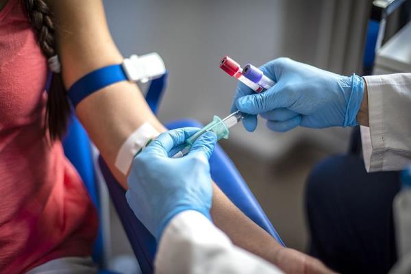 研究：血液测试可以确定女性30多岁时的心脏健康风险，从而实现早期检测和预防