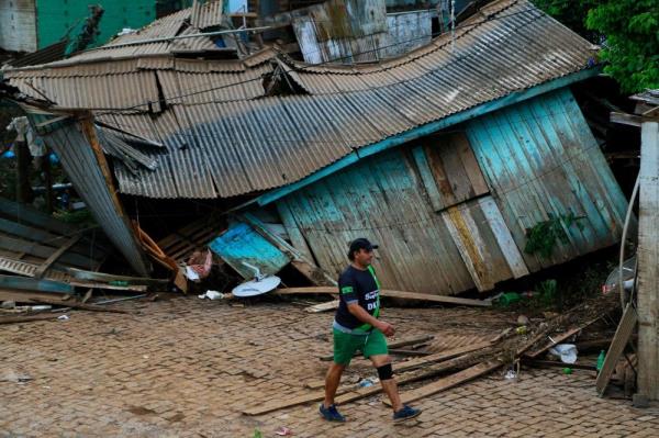 Cyclone-hit Brazil braces for new storm