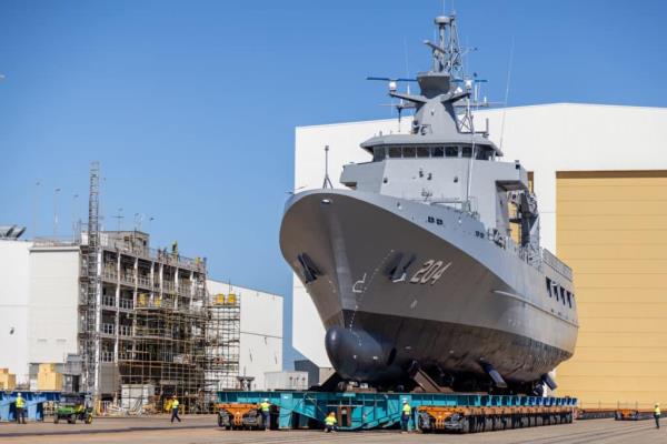 NUSHIP Eyre on the Shiplift at Osborne Naval Shipyard. (Luerssen Australia)