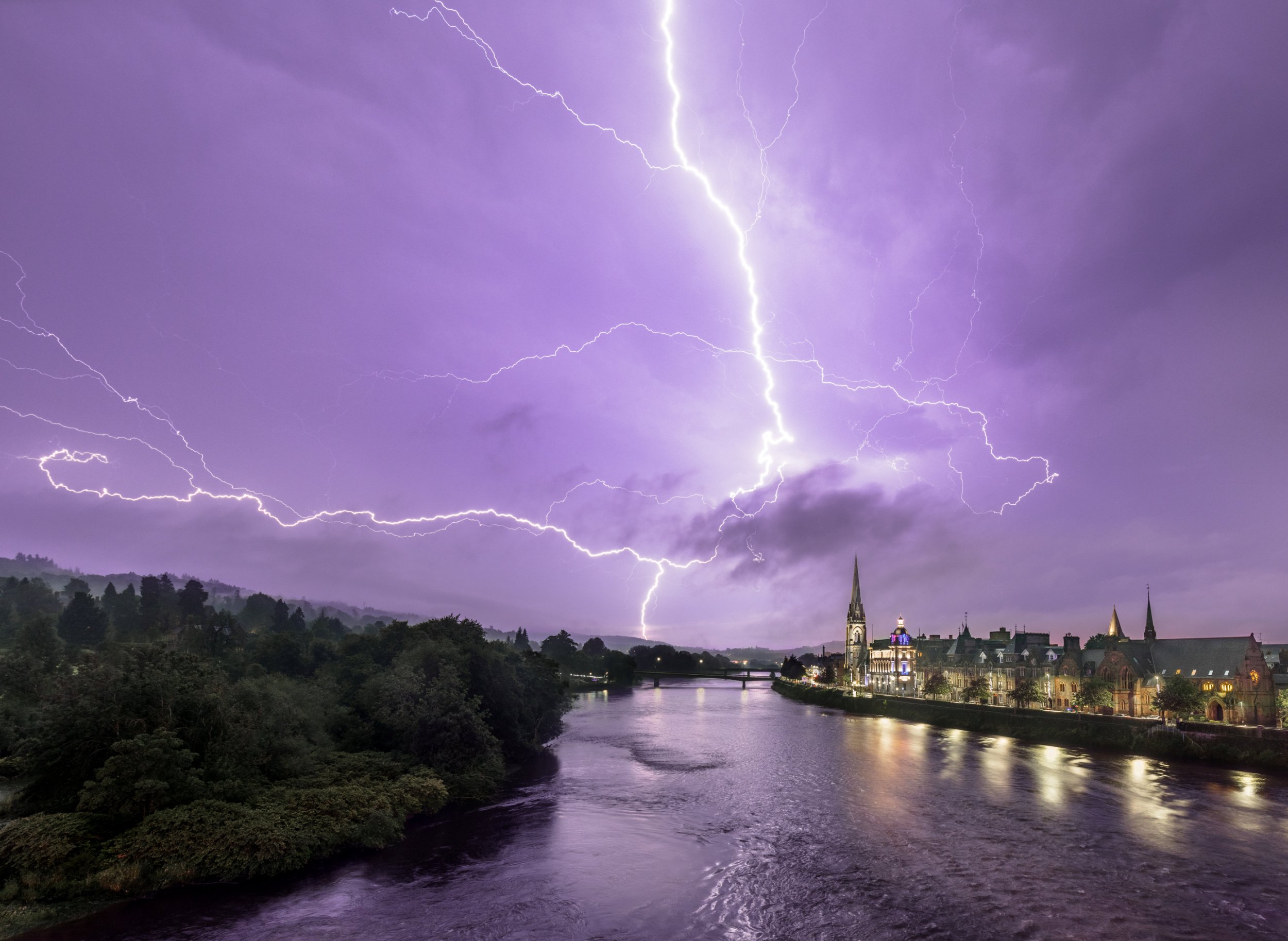 This is the electrifying moment lightning filled the sky above Perth, Perth and Kinross.