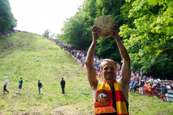 Cheese rolling 2024