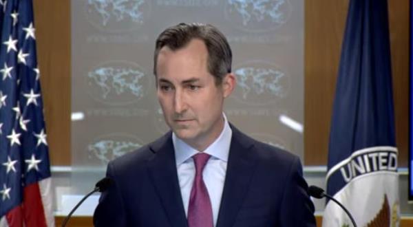 美国国务院新闻秘书马修·米勒在华盛顿的每日新闻发布会上