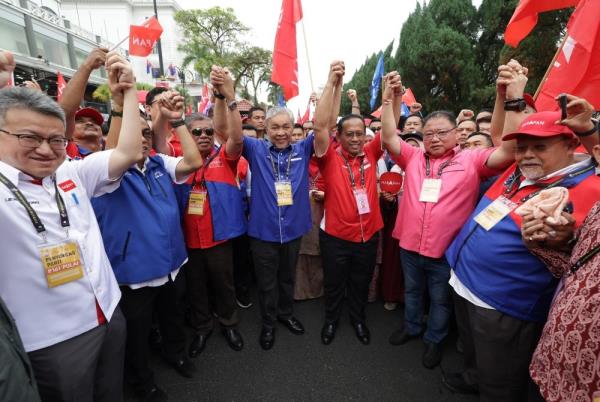 Pulai parliamentary by-election nomination kicks off with three men as possible candidates