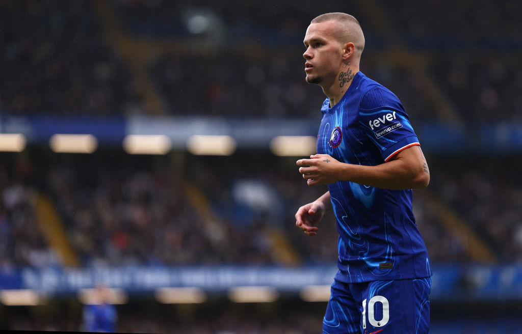 Mykhailo Mudryk in action for Chelsea