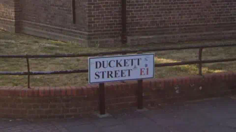 Google Duckett Street sign