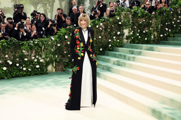 Anna Wintour will mark 30 years as Met Gala chair.