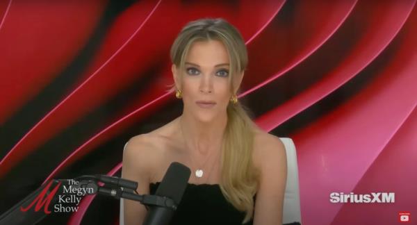 Kelly blasted Collins, saying she should "smile" more and that she had "boring personality."