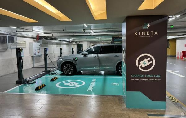 Kineta switches on EV chargers at The Gardens Mall Premium Carpark, offering 25pc discount promo