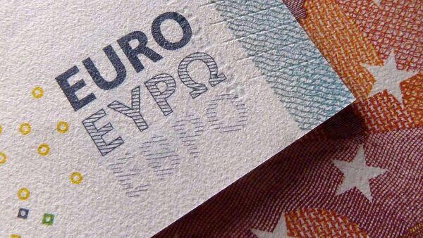Eurozone closer to recession as business activity slows