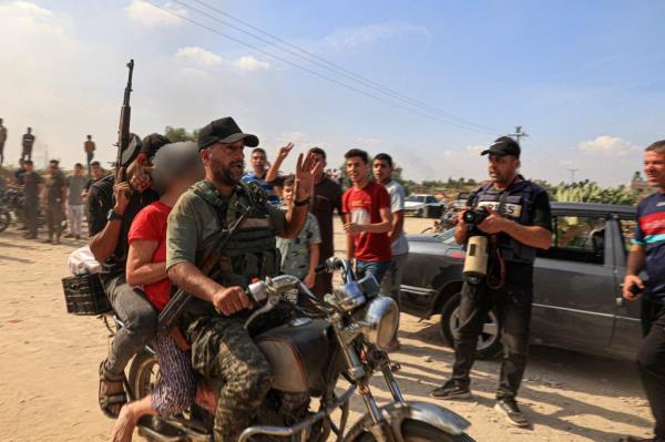 Palestinian militants 