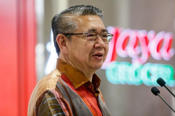 Amanah veep says Salahuddin recovering in ICU now after brain surgery