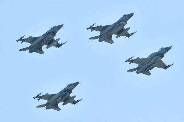 F-16s