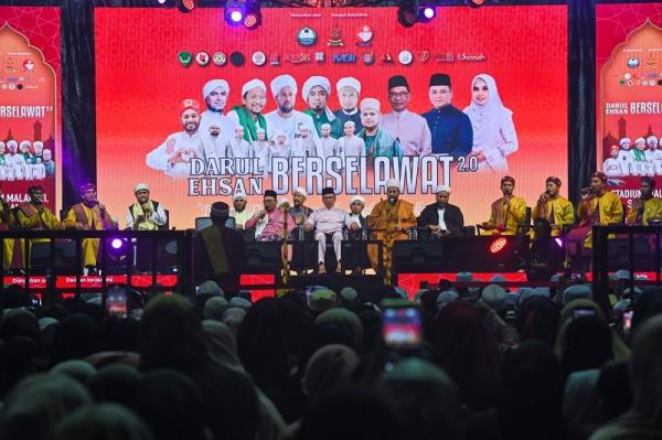 PM Anwar wants more ‘selawat’ programmes commemorating Prophet Muhammad to be held nationwide