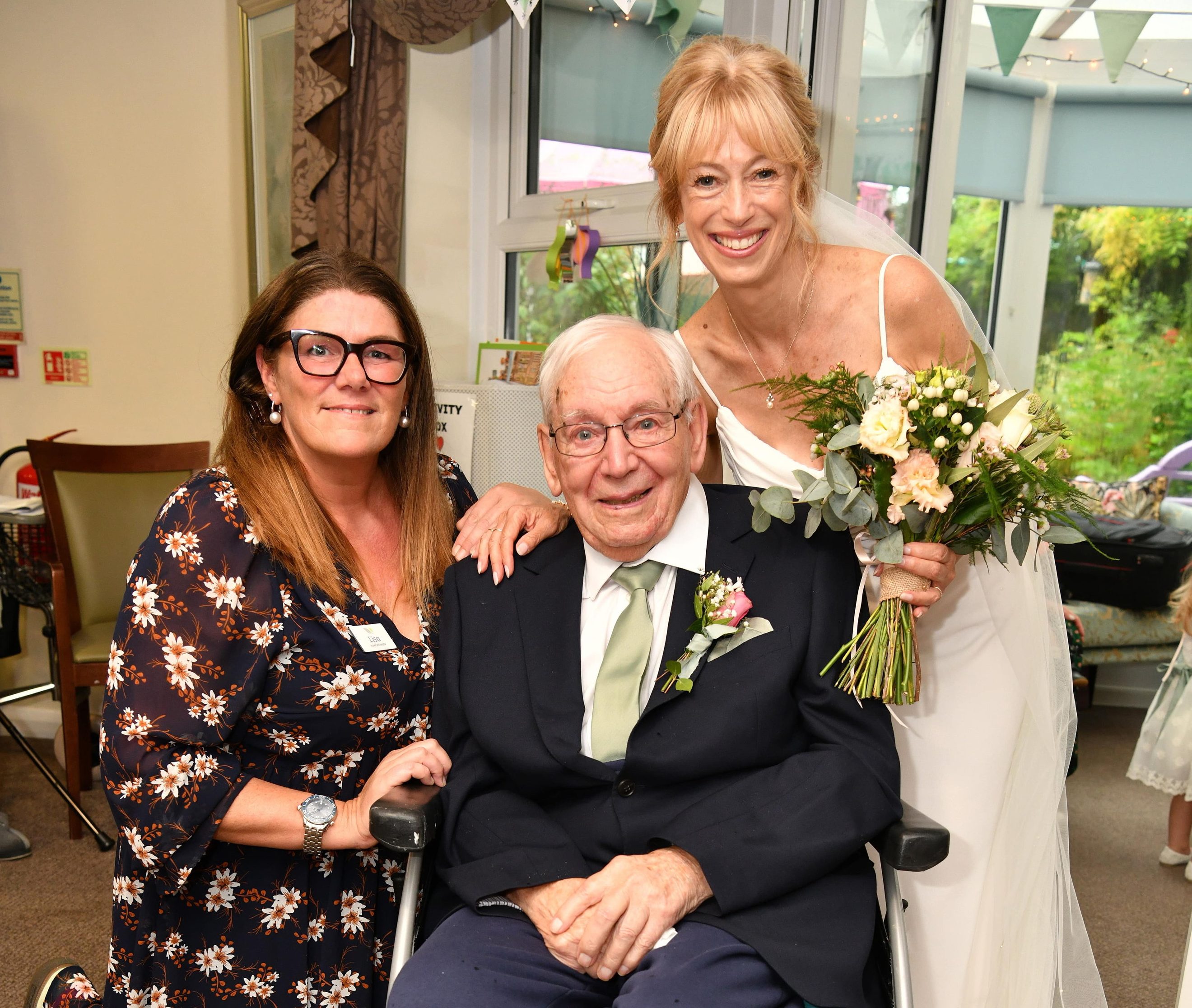 Lisa Wright, Henry and Fiona all smile for a photo