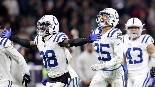 NFL roundup: Browns stun Ravens with 4th-quarter rally as Patriots crash again