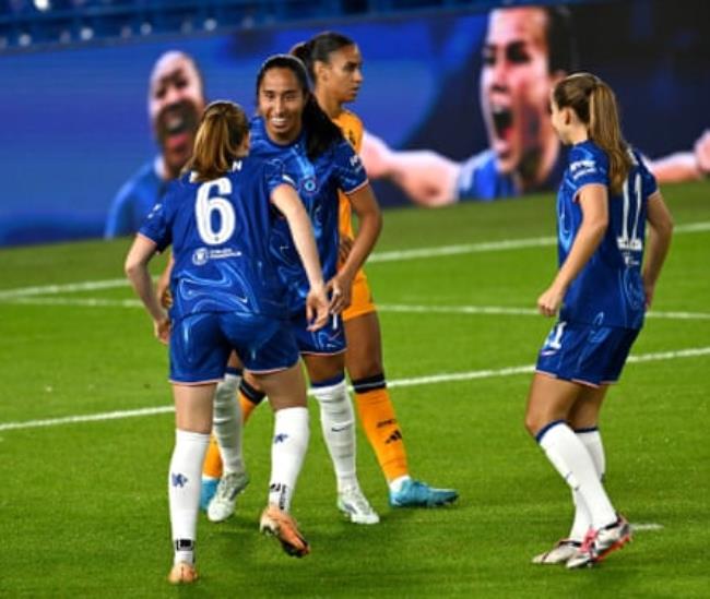 Chelsea get their celebrations on.