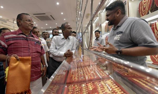 Shortage of foreign workers in three sectors not over 30,000, says HR minister
