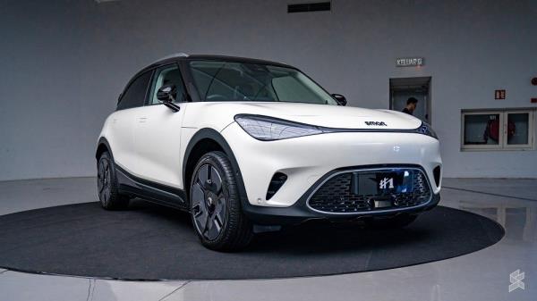 Smart #1 Malaysia: Electric SUV makes first appearance ahead of Q4 2023 launch (VIDEO)